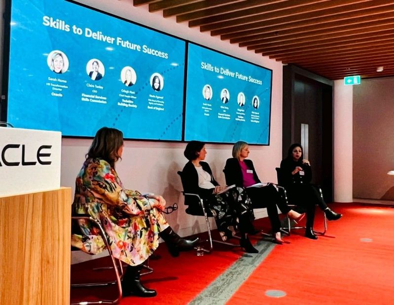 Neelu speaking at Oracle